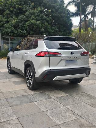 TOYOTA COROLLA CROSS 1.8 VVT-I HYBRID FLEX XRX CVT TOYOTA COROLLA CROSS 1.8 VVT-I HYBRID FLEX XRX CVT